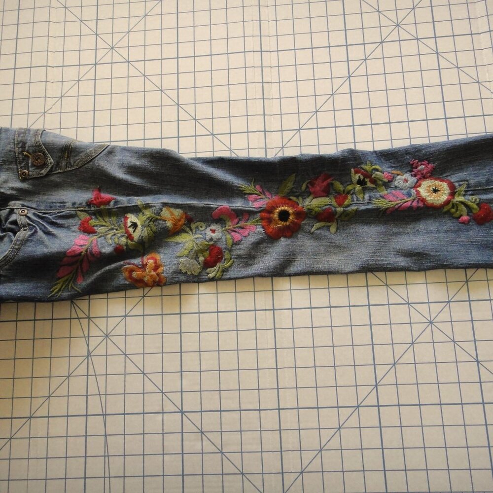 Zana Di Jeans Embroidered Flowers Butterfly Low Rise sz 1 Junior 26x32 Blue - Picture 7 of 15